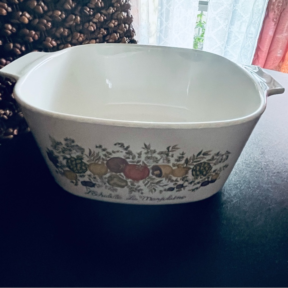 Vintage Corning Ware 2 QT Casserole Dish Spice Of Life L’Echalote La Marjolaine
